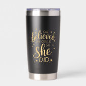 She Believed She Could So She Did Graduation  Geïsoleerde Drinkbeker (Voorkant)