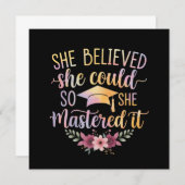 She Believed She Could So She Mastered It Graduate Kaart (Voorkant / Achterkant)
