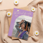 She Believed Wisteria Graduate Curved Photo Aankondiging<br><div class="desc">Modern and whimsical graduation announcement photo card featuring a curved photo on the front and 1 on the back. The text says "She believed she could,  so she did" with hand drawn stars and a graduation cap. Add the graduate's name,  information,  and message to personalize this card. Wisteria background.</div>