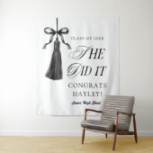 She Did It Black Bow Graduation Party Wandkleed (In situ)