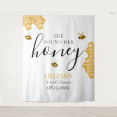 She Found Her Honey Bee Bridal Shower Backdrop  Wandkleed (Voorkant)