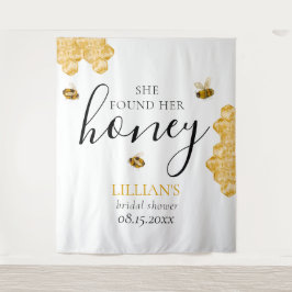 She Found Her Honey Bee Bridal Shower Backdrop Wandkleed