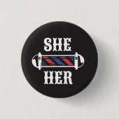 SHE/HER Pronoun Button (Voorkant)