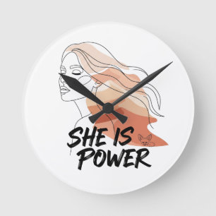 She Is Power – Desert Tones Vrouwelijke lijnkunst Ronde Klok