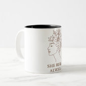 She Rises. Always — Minimalist Empowerment Design Tweekleurige Koffiemok (Voorkant links)