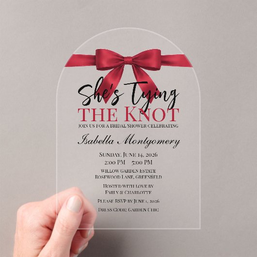 She’s Tying the Knot Theme Red Bow Acryl Uitnodigingen (Insitu (Draagbaar))
