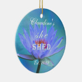 She Shed Shades of Blue Water Lily Christmas Keramisch Ornament (Rechts)
