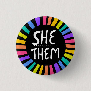 SHE / THEM Pronouns Rainbow Handgeschreven Pride Ronde Button 3,2 Cm
