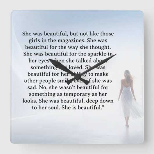 She was beautiful   quote vierkante klok (Voorkant)