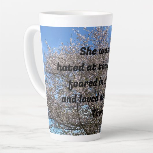 "She was hated at tea parties . . ." Latte Mug Latte Mok (Linkerhoek)