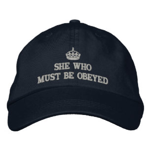 She who must be obeyed geborduurde pet