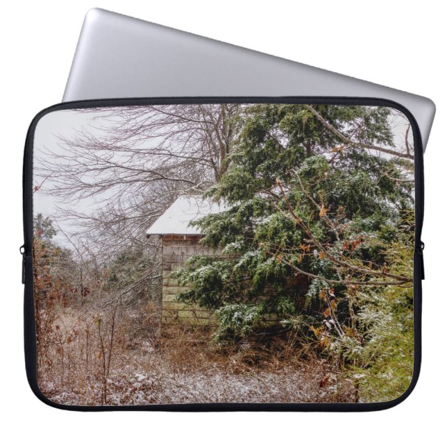 Shed Abandoned Laptop Sleeve (Voorkant)