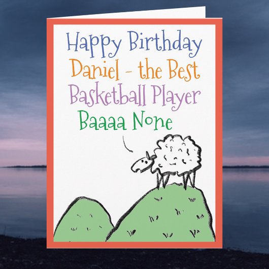 Sheep Design Happy Birthday voor een Basketball Pl Kaart