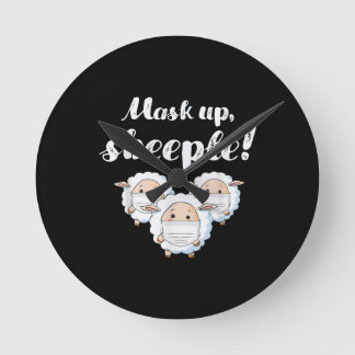 Sheep in mask | Animal Lovers Perfect Gift Ronde Klok