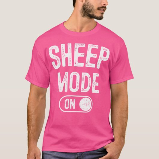 Sheep Mode op Funny Farmer Dierenvriend T-shirt (Voorkant)