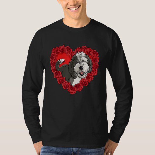 Sheepadoodle Heart Roses Valentine Day Dog Mom T-shirt (Voorkant)