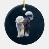 Sheepadoodle Met Blauwe Geruite Sjaal Keramisch Ornament (Achterkant)