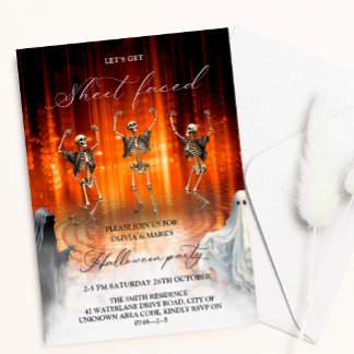 Sheet Faced Skelton Ghost Adult Halloween Party Kaart