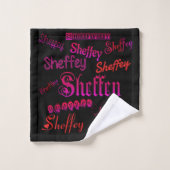 Sheffey Fonts - Roze en Rood Bad Handdoek (Wasdoekje)