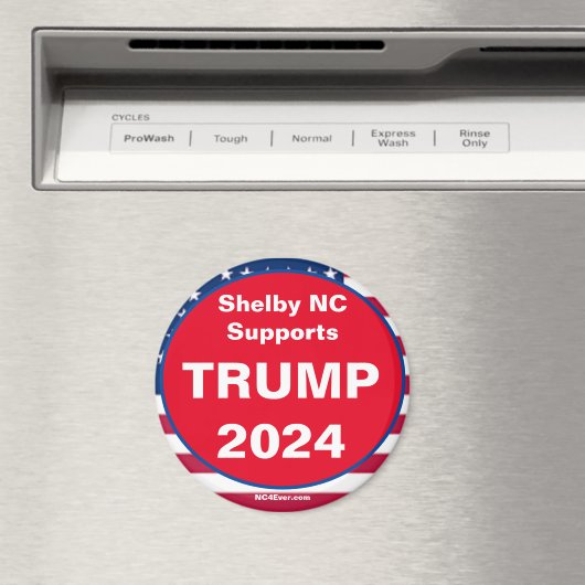Shelby NC ondersteunt TRUMP 2024 Patriottische mag Magneet (Insitu (Vaatwasser))