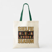 Shelfie Season Library Carryall Tote Bag (Achterkant)