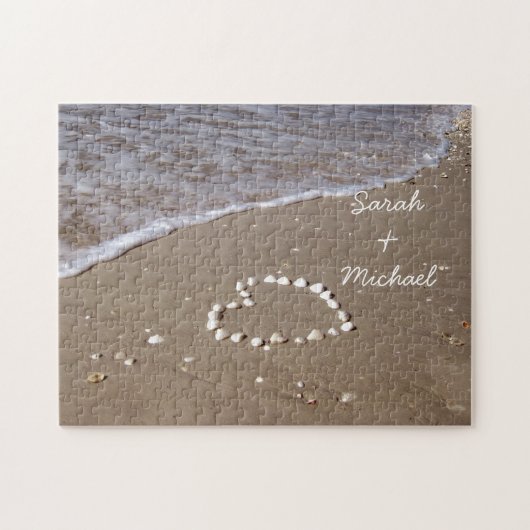 Shell Heart op de zandstrand Legpuzzel (Horizontaal)