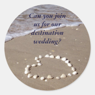Shell Heart op de zandstrand Ronde Sticker