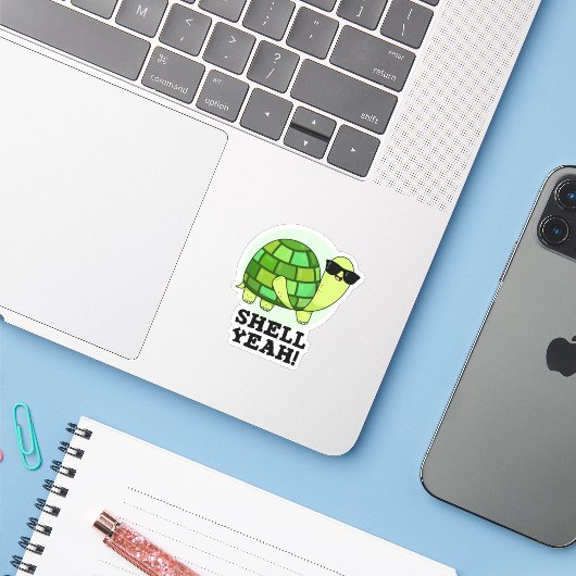 Shell Ja Grappige Tortoise Pun Sticker (Laptop met iPhone)