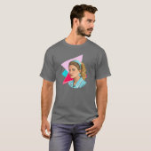 Shelly in het dinermeisje t-shirt (Voorkant volledig)