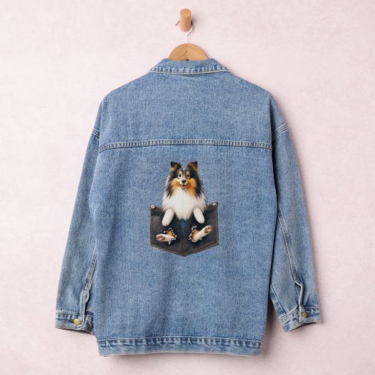 Sheltie hond in een zak denim jacket (Hangar)
