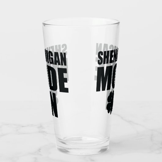 Shenanigan-modus ingeschakeld glas (Links)