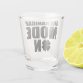 Shenanigan-modus ingeschakeld shot glas (Achterkant)