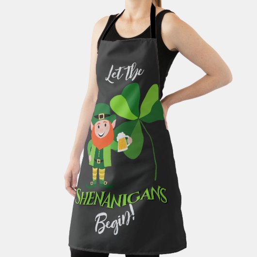 Shenanigans Leprechaun Shamrock St Patrick's Day Schort (Insitu)