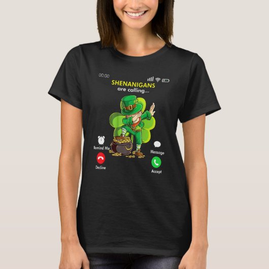 Shenanigans roept de Sint Patrick's Day Shamro op T-shirt (Voorkant)