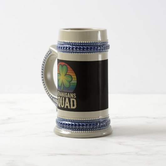 Shenanigans Squad bijpassende St Patricks Day-groe Bierpul (Voorkant links)