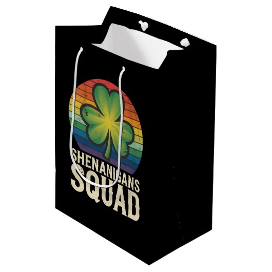 Shenanigans Squad bijpassende St Patricks Day-groe Medium Cadeauzakje (Voorkant Gekanteld)