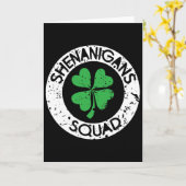 Shenanigans Squad Grappige St. Patrick's Dag Match Kaart (Gele Bloem)
