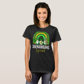 Shenanigans Squad Irish Gnomes Rainbow St Patrick" T-shirt (Voorkant volledig)