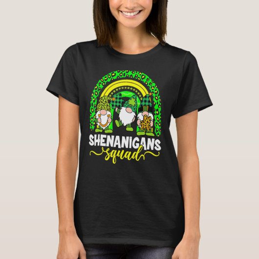 Shenanigans Squad Irish Gnomes Rainbow St Patrick" T-shirt (Voorkant)