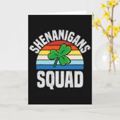 Shenanigans Squad Shamrocks Iers Funny St Patrick Kaart (Gele Bloem)