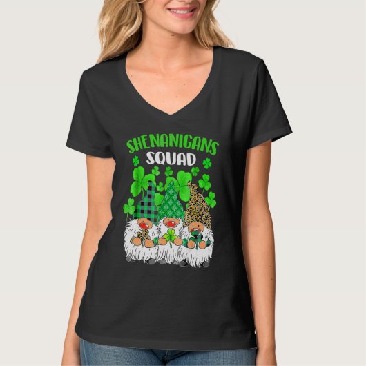 Shenanigans Squad St Patricks Day Gnomes Green Pro T-shirt (Voorkant)