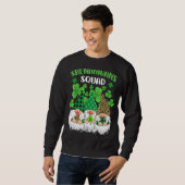 Shenanigans Squad St Patricks Day Gnomes Green Pro Trui (Voorkant volledig)