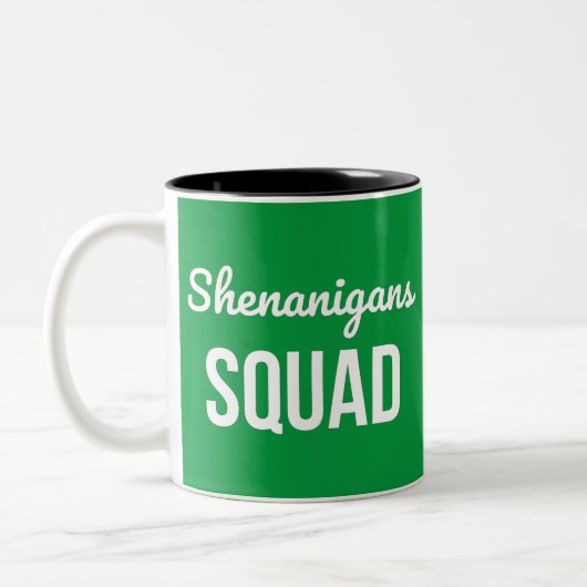 Shenanigans Squad St Patrick's Day Tweekleurige Koffiemok (Links)