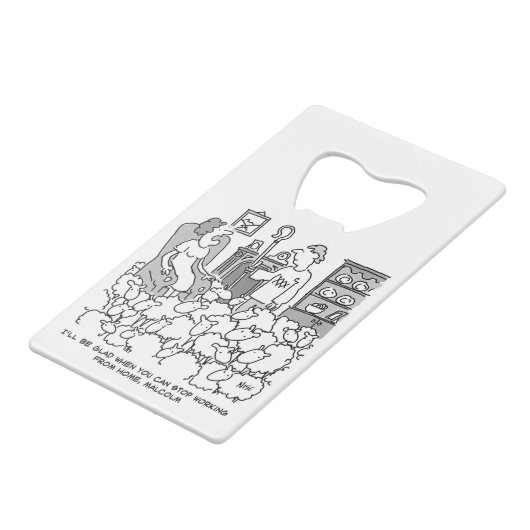 Shepherd Werkt thuis met zijn Sheep Creditkaart Flessenopener (Voorkant Gekanteld)