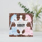 Sheriff Cowboy Gender Reveal Party Uitnodigingen (Staand voorkant)