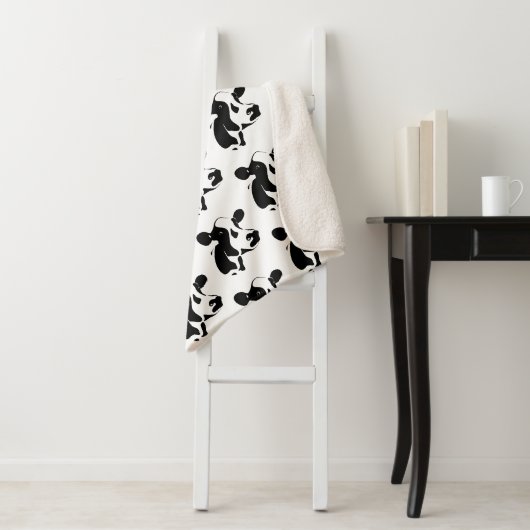 Sherpa Blanket-Black en White Koe Deken (In situ)
