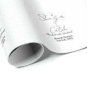 She's a catch champagne bottle bachelorette weeken cadeaupapier (Rol Hoek)