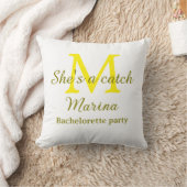 She's a catch yellow monogram bachelorette party n kussen (Deken)