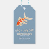 She's A Lucky Catch Koi Fish Bachelorette Favor Cadeaulabel (Achterkant)