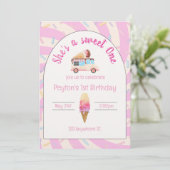 She's a sweet one! first birthday invitation kaart (Staand voorkant)